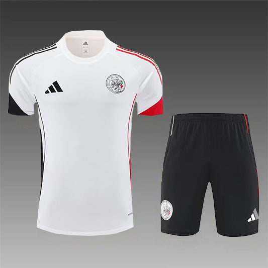 Ajax Trainingskit 'Wit' 25/26 - VOLWASSENEN