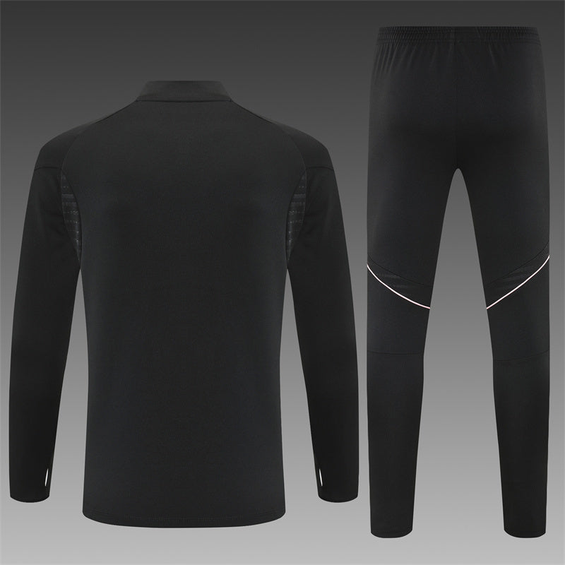 Juventus Half-Pull Trainingspak 'Zwart' 25/26 - VOLWASSENEN