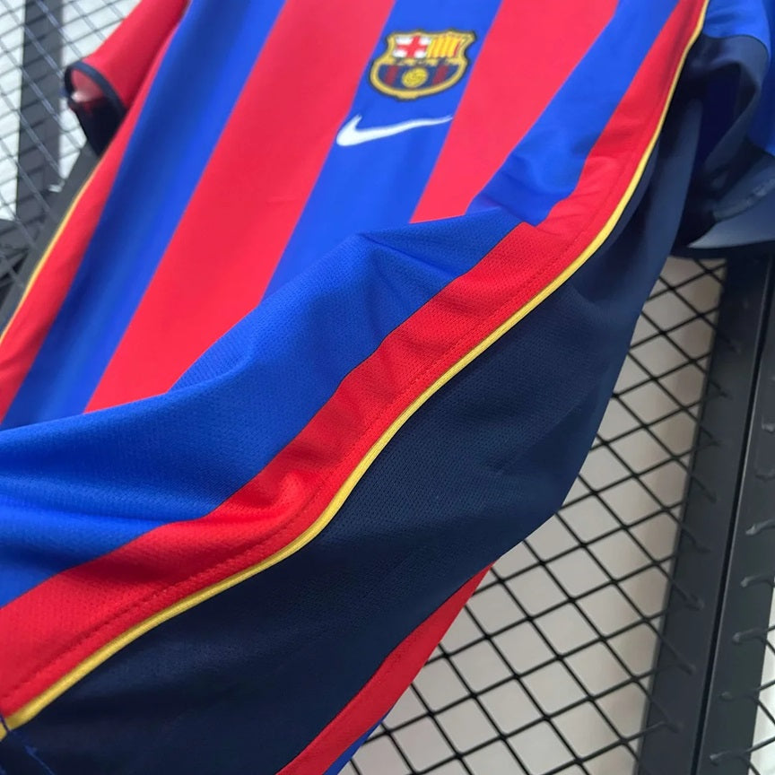 Barcelona Retro 'Thuis' Voetbalshirt 01/02 - VOLWASSENEN