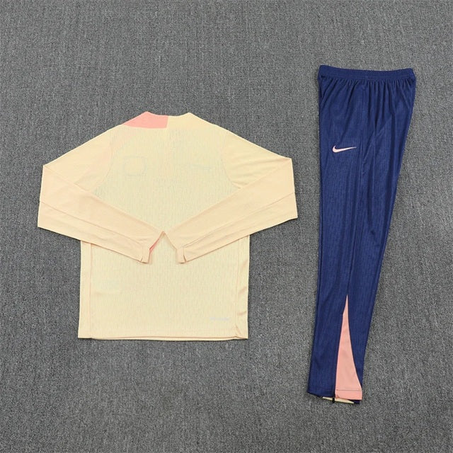Barcelona Half-Pull Trainingspak 'Beige-Roze' 25/26 - KINDEREN