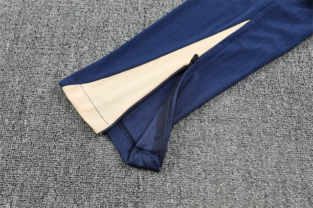 Barcelona Half-Pull Trainingspak 'Beige-Roze' 25/26 - VOLWASSENEN