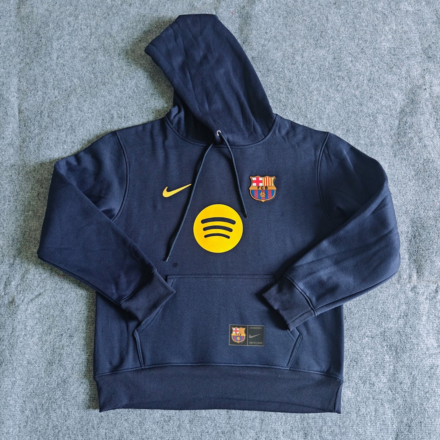 Barcelona  Premium Fleece Hoodie 'Model 1' - VOLWASSENEN