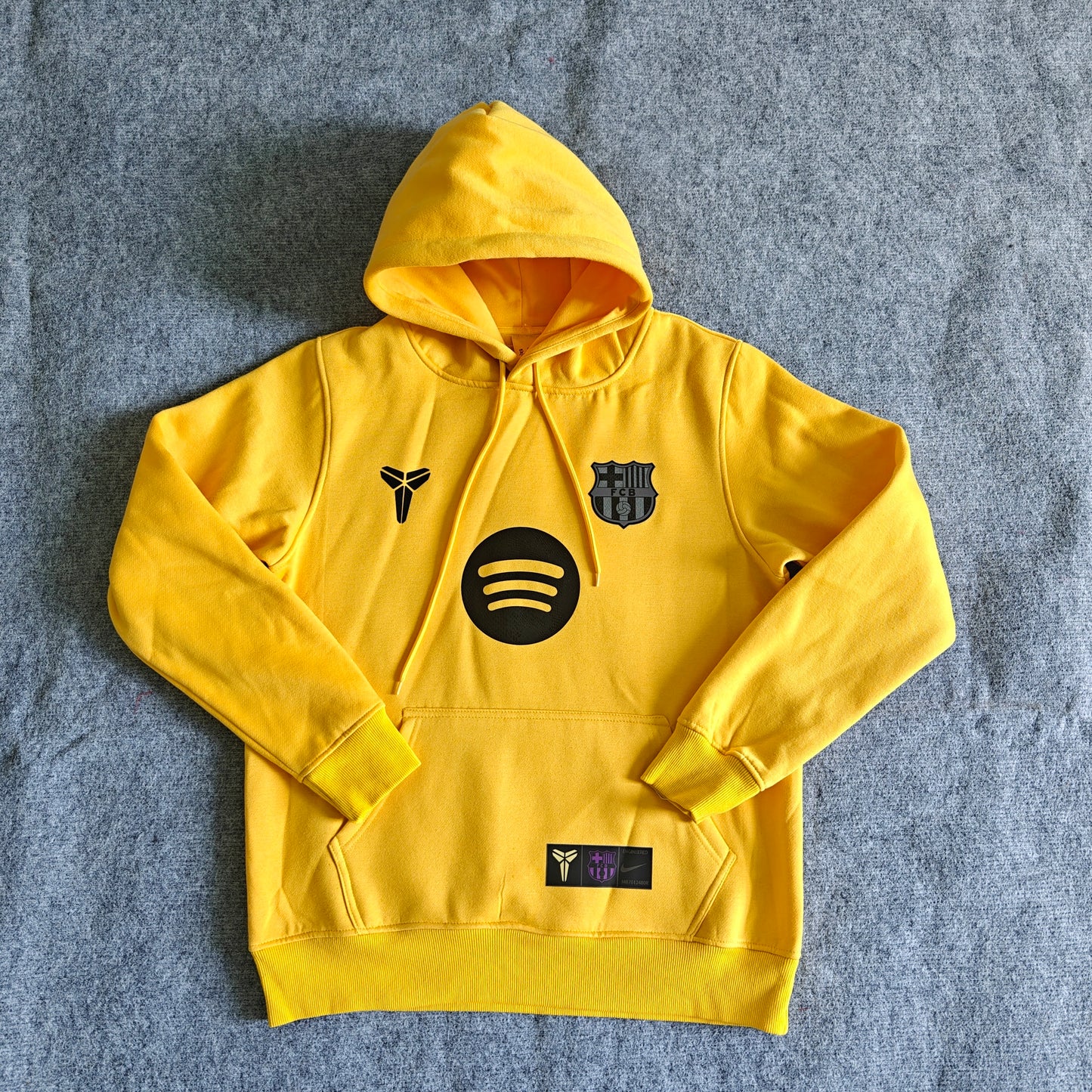 Barcelona Premium Fleece Hoodie 'Model 2' - VOLWASSENEN