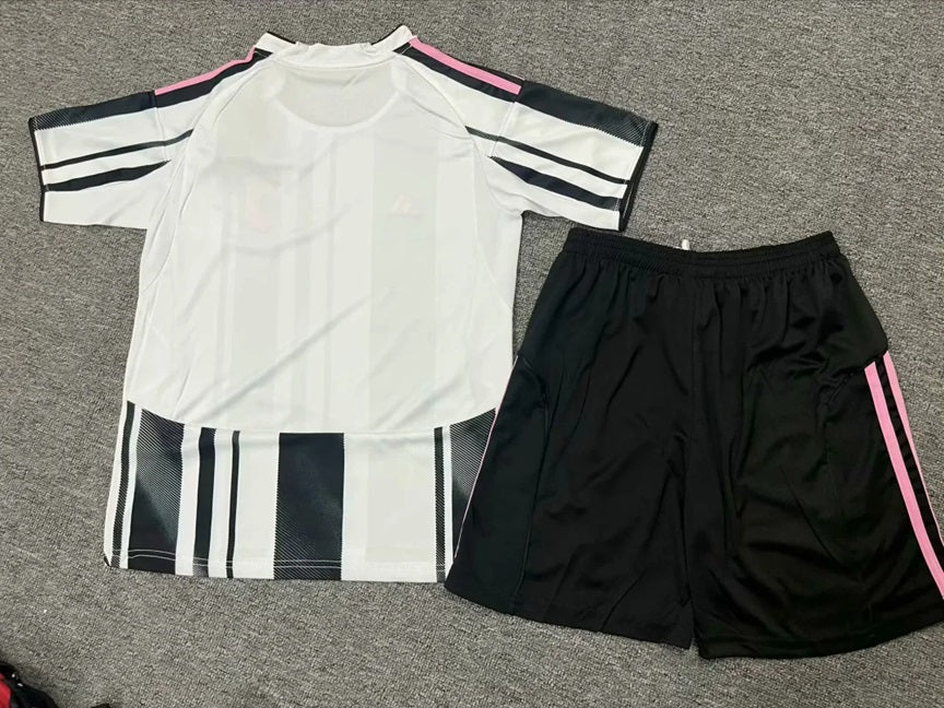 Juventus 'Thuis' Voetbalkit 25/26 - KINDEREN