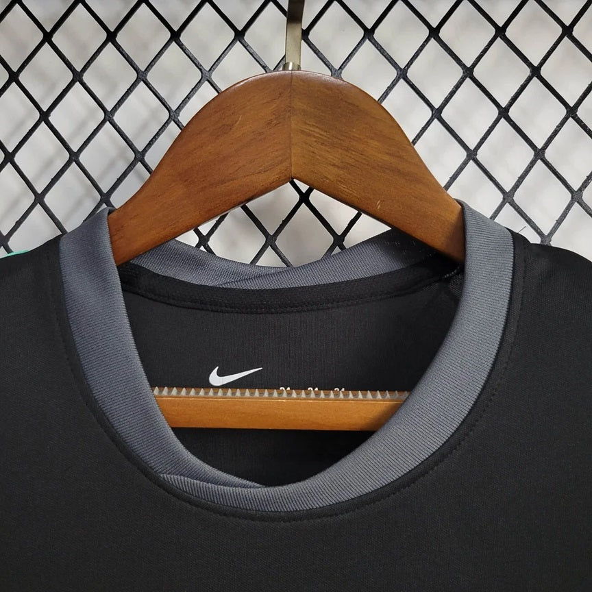 Liverpool 'Uit' Voetbalkit 24/25 - KINDEREN