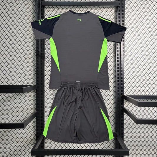 Liverpool Keeper Voetbalkit 'Zwart' 25/26 - KINDEREN