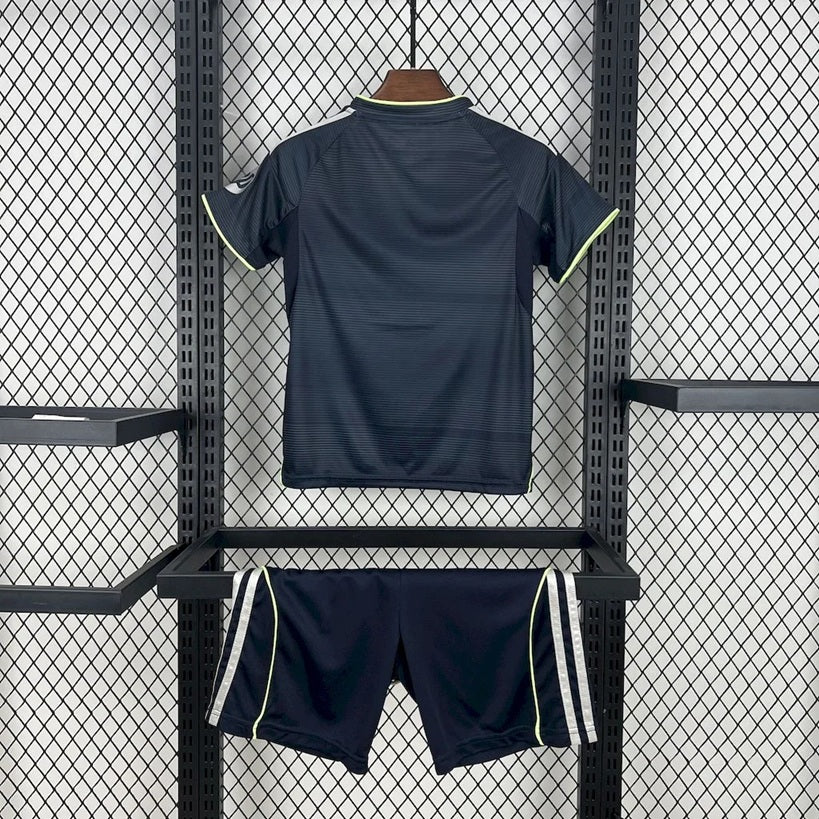 Real Madrid 'Uit' Voetbalkit 25/26 - KINDEREN