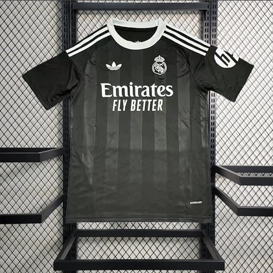 Real Madrid Keeper Voetbalshirt 'Zwart' 25/26 - VOLWASSENEN