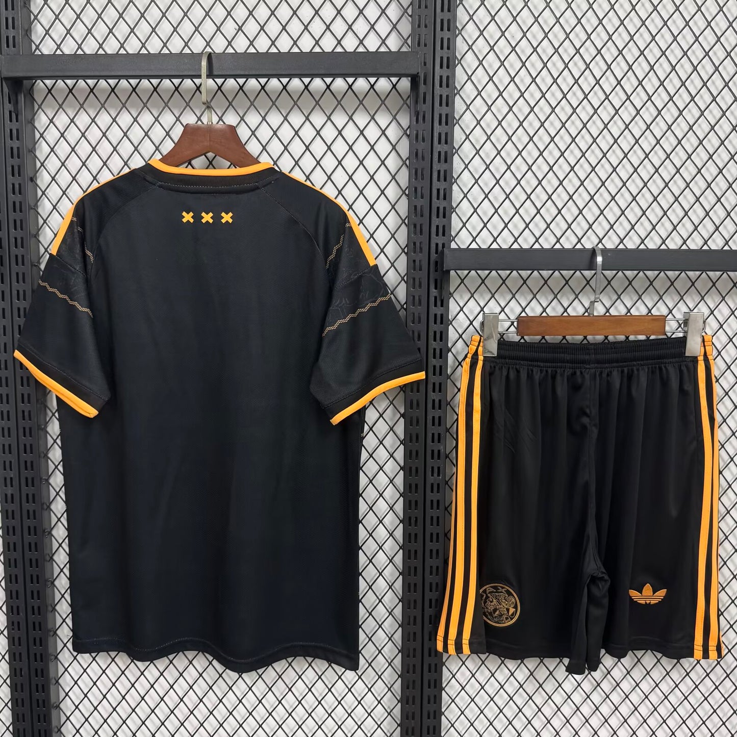 Ajax 'Uit' Voetbalshirt 26/27 - VOLWASSENEN