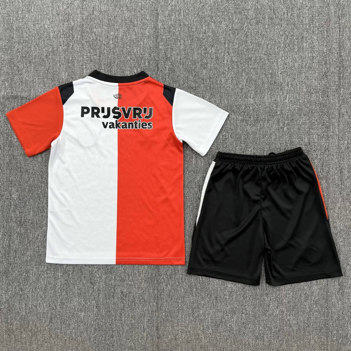 Feyenoord 'Thuis' Voetbalkit 26/27 - KINDEREN