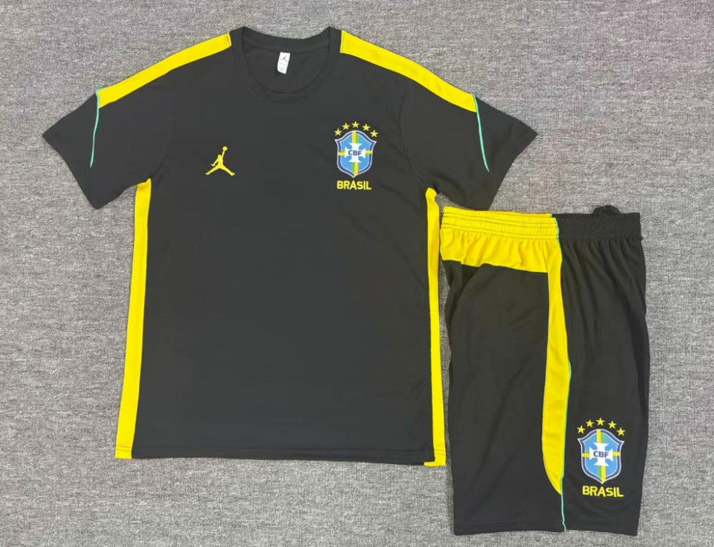 Brazilie Trainingskit 'Zwart-Geel' 26/27 - KINDEREN