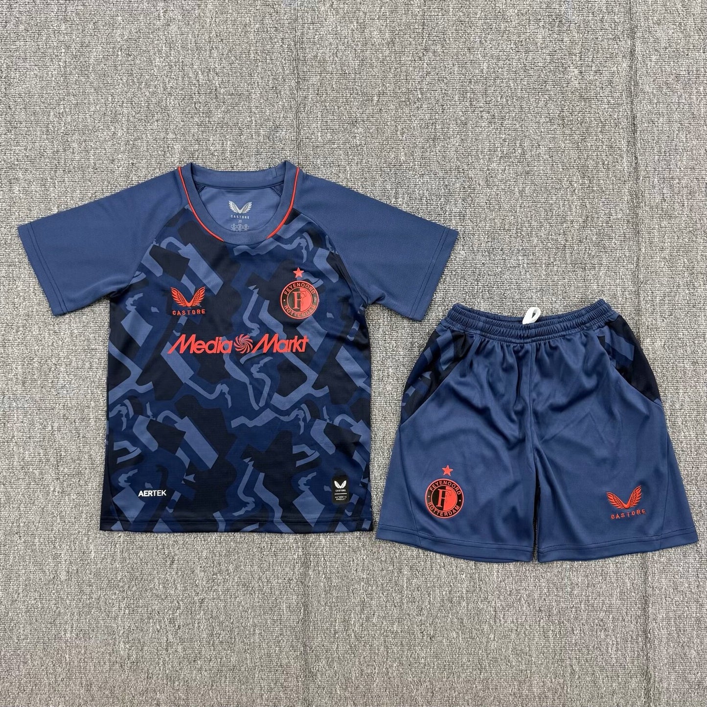 Feyenoord 'Derde' Voetbalkit 26/27 - KINDEREN