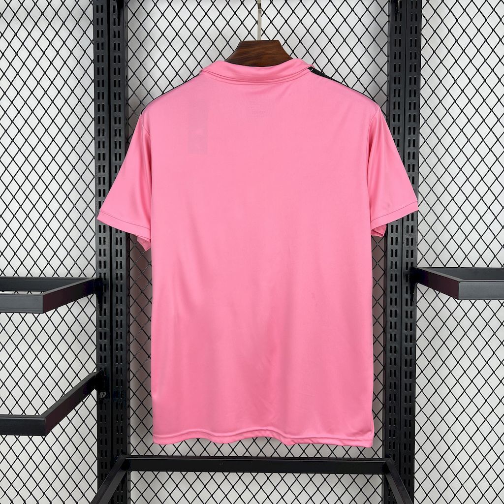 Real Madrid 'Pink Special' Voetbalshirt 2026 - VOLWASSENEN