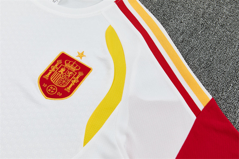 Spanje Trainingskit 'Wit-Rood' 26/27 - KINDEREN