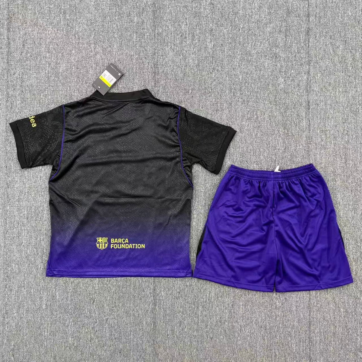 Barcelona 'Uit' Voetbalkit 26/27 - KINDEREN