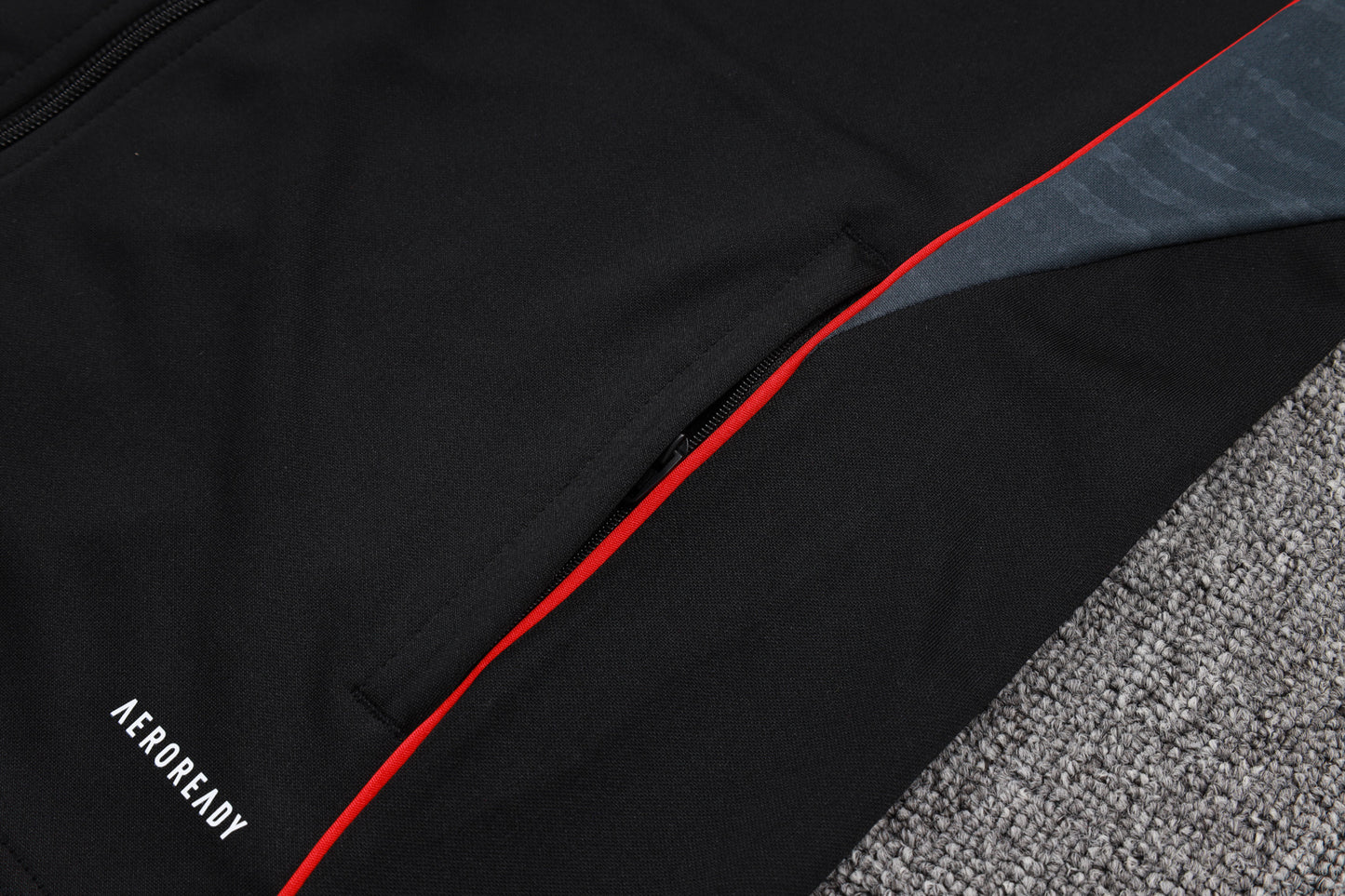 Ajax Full-zip Trainingspak 'Zwart' 25/26 - VOLWASSENEN