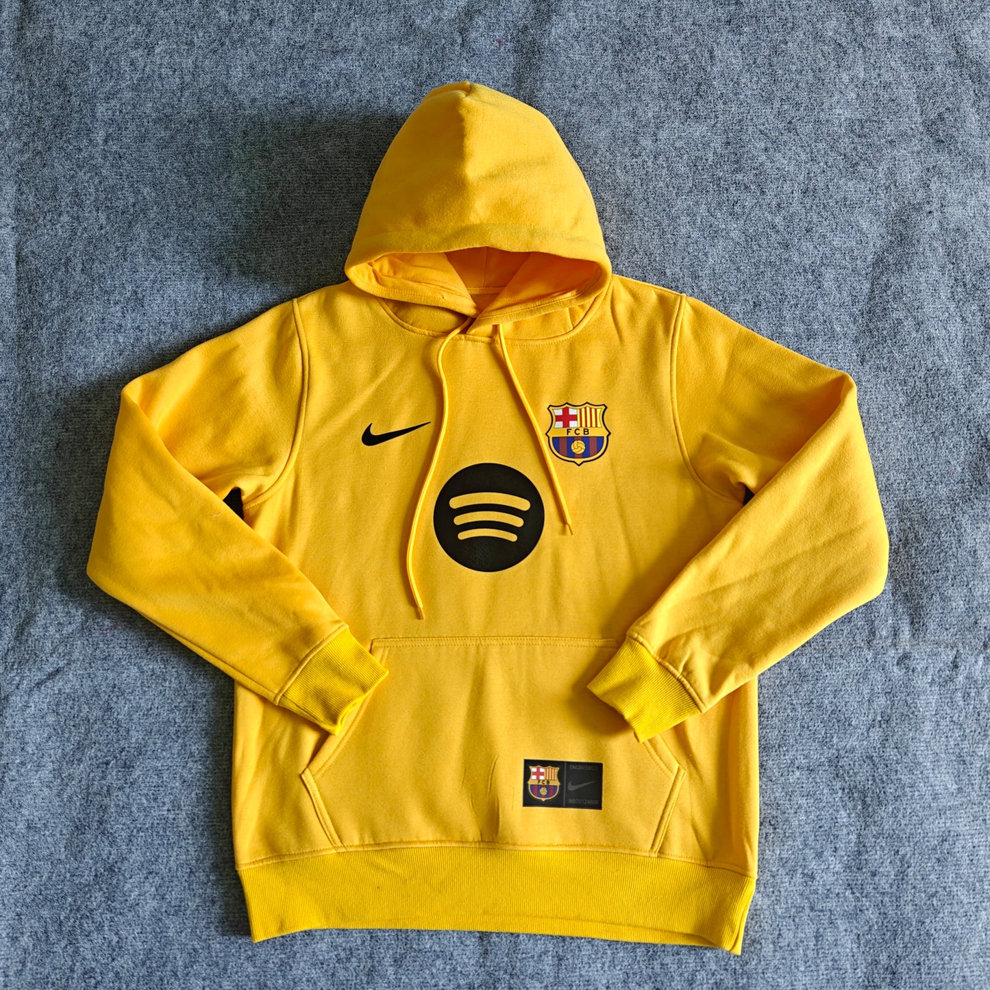 Barcelona  Premium Fleece Hoodie 'Model 1' - VOLWASSENEN