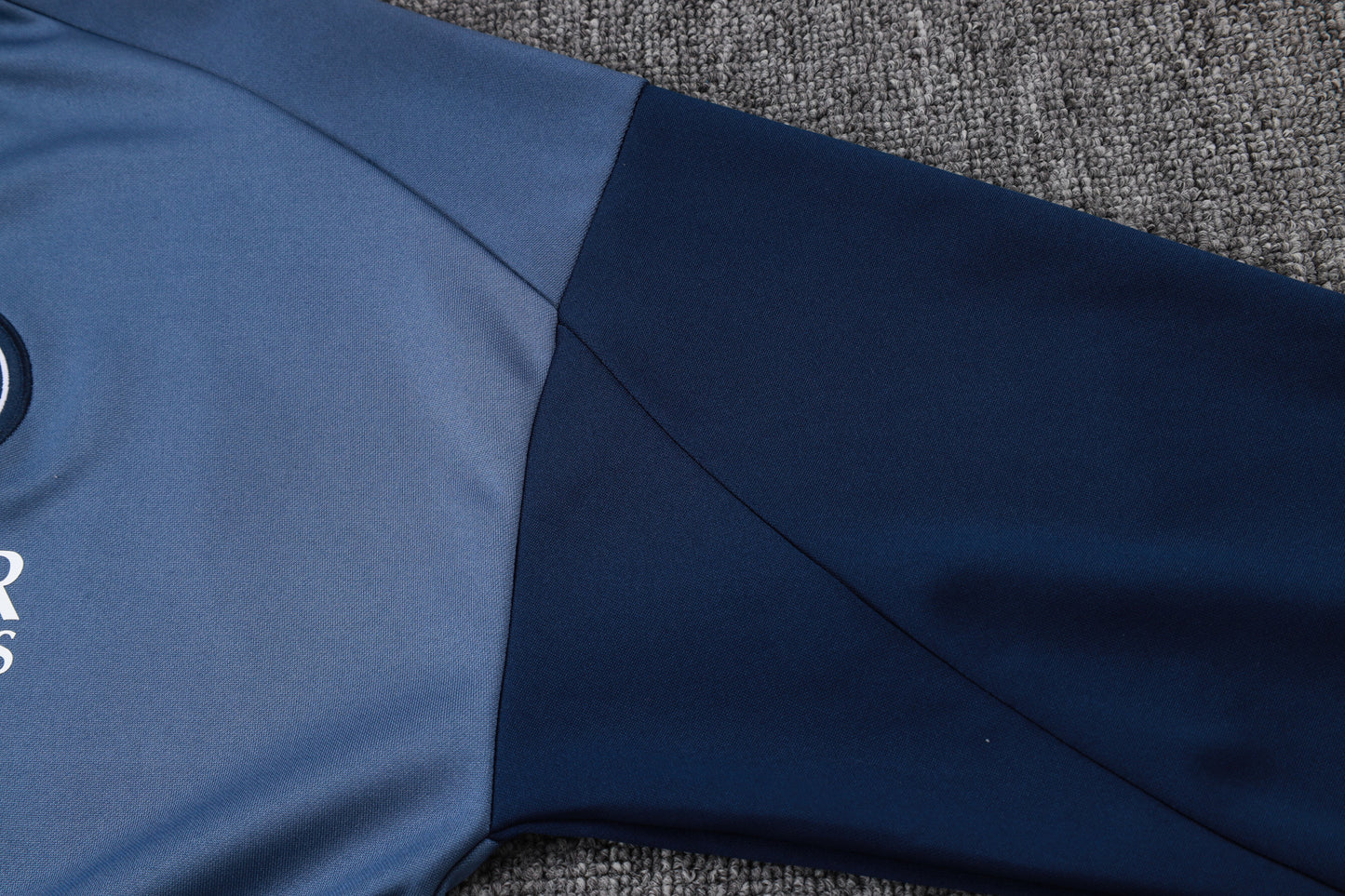 PSG Full-zip Trainingspak 'Licht' 25/26 - VOLWASSENEN