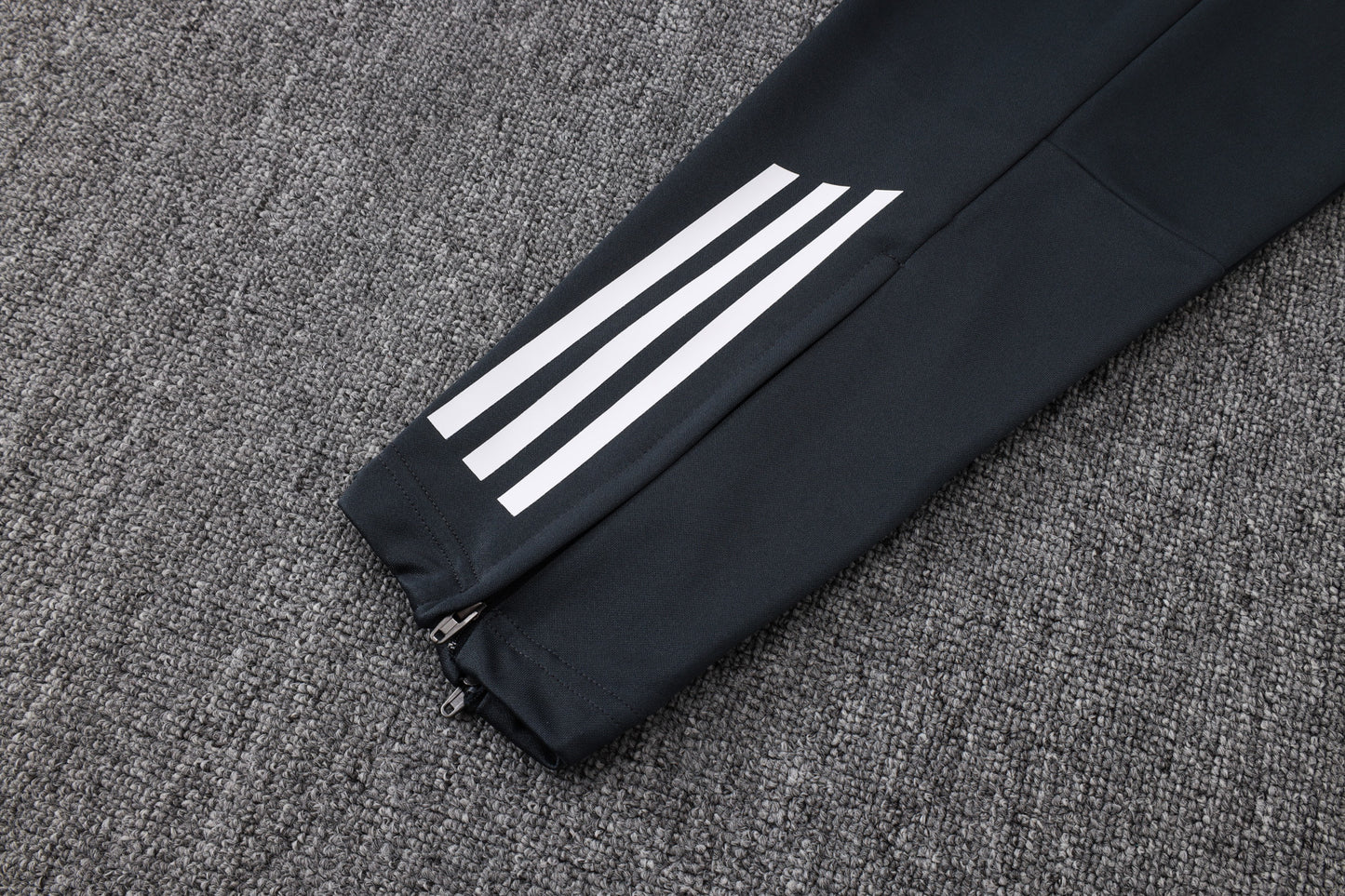 Real Madrid Full-zip Trainingspak 'Zwart' 25/26 - VOLWASSENEN