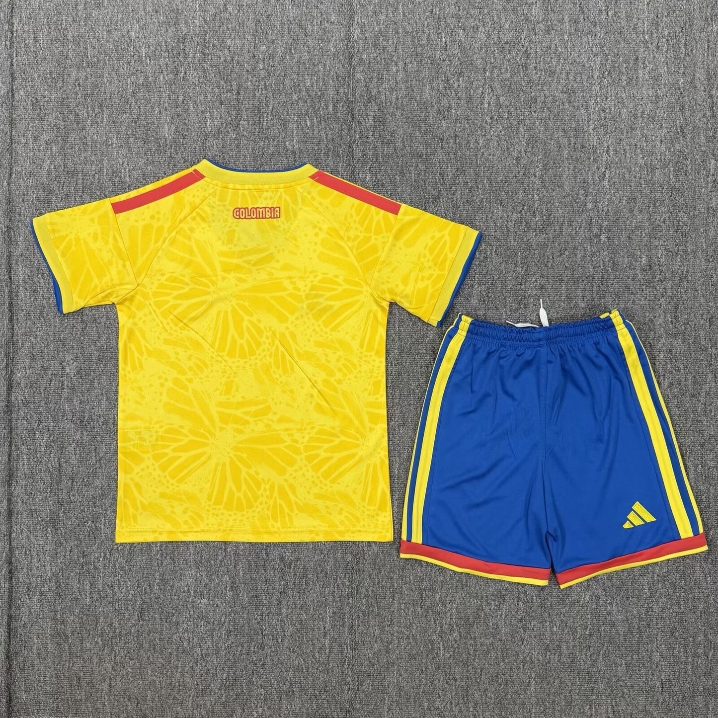 Colombie 'Thuis' Voetbalkit WK 2026 - KINDEREN