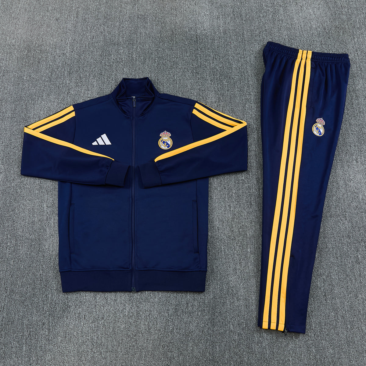 Real Madrid Full-Zip Trainingspak 26/27 'Marineblauw' - VOLWASSENEN