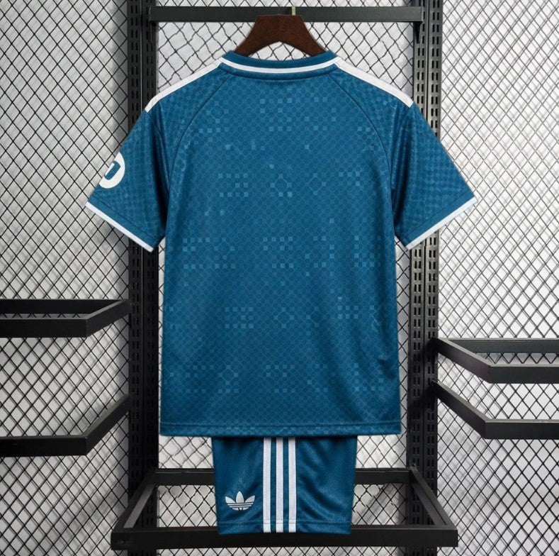 Real Madrid 'Uit' Voetbalkit 26/27 - KINDEREN