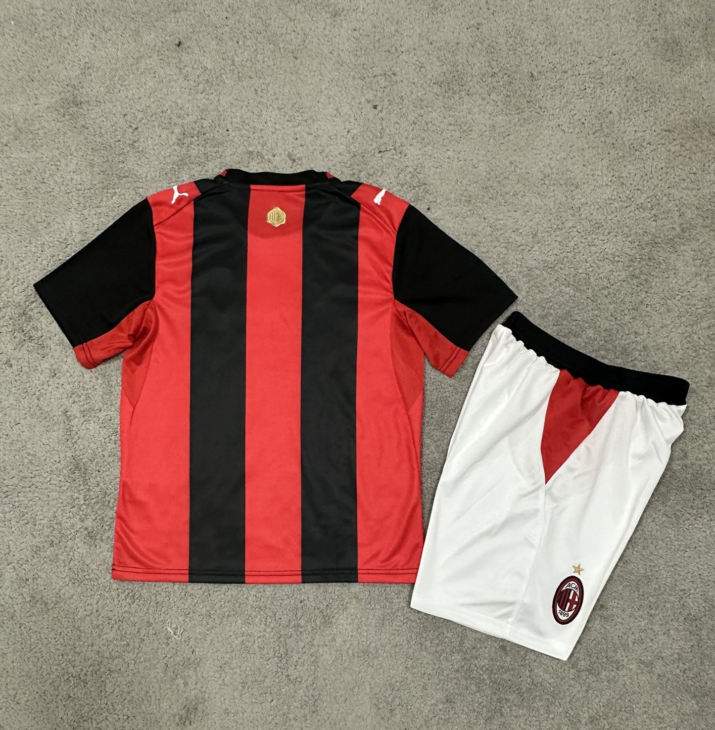 AC Milan 'Thuis' Voetbalkit 26/27 - KINDEREN